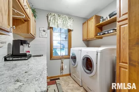 97 Interlacken Rd, Springfield, IL 62704 photo 23