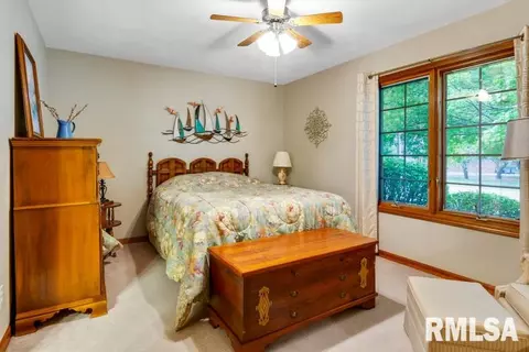 97 Interlacken Rd, Springfield, IL 62704 photo 19
