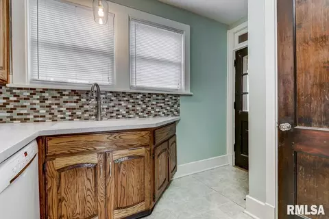 948 S 2nd St, Springfield, IL 62704 photo 10