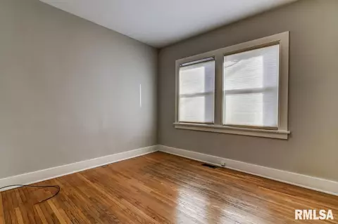948 S 2nd St, Springfield, IL 62704 photo 18