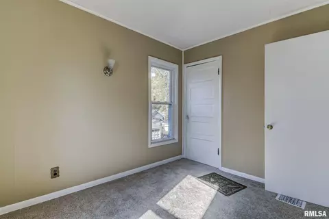 211 S Macarthur Blvd, Springfield, IL 62704 photo 32