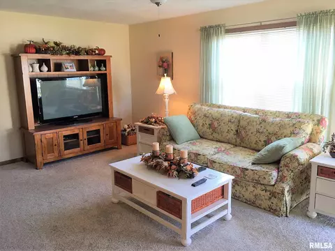3008 Dunwich Ave, Springfield, IL 62702 photo 9