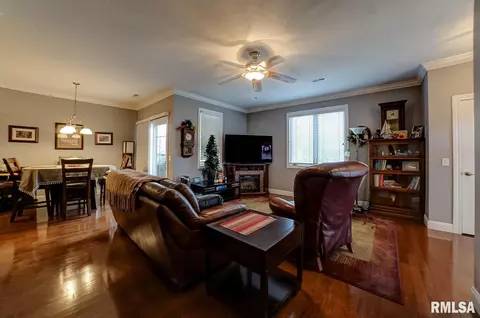 801 Colorado Ct, Springfield, IL 62711 photo 4
