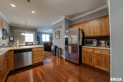 801 Colorado Ct, Springfield, IL 62711 photo 9