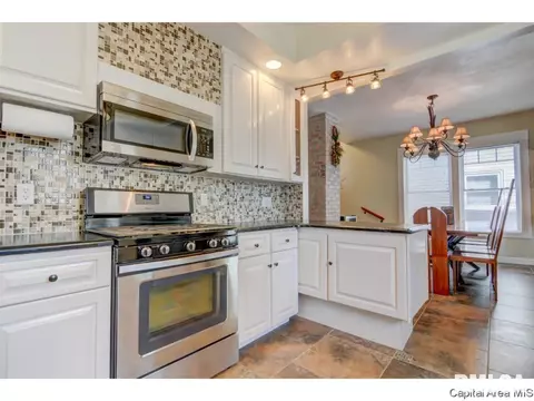 904 N 4th St, Springfield, IL 62702 photo 14