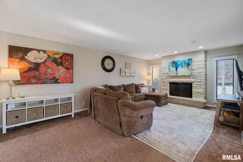 12 Greencastle Cir, Springfield, IL 62712 photo 11