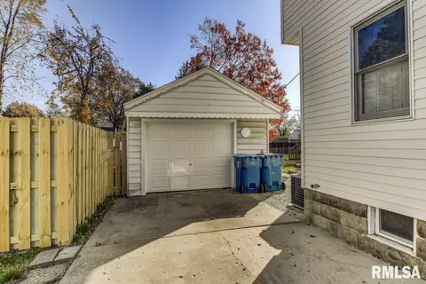 2120 N 21st St, Springfield, IL 62702 photo 42