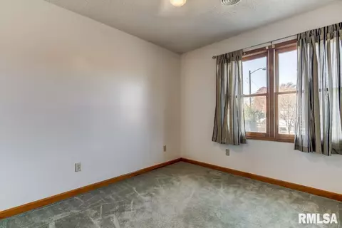 2120 N 21st St, Springfield, IL 62702 photo 23