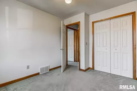2120 N 21st St, Springfield, IL 62702 photo 24