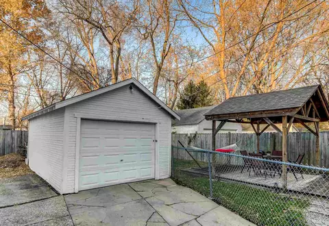 1233 W Edwards St, Springfield, IL 62704 photo 24