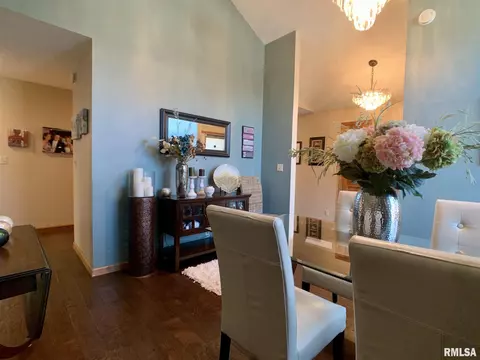 3004 Catalpa Dr, Springfield, IL 62712 photo 4