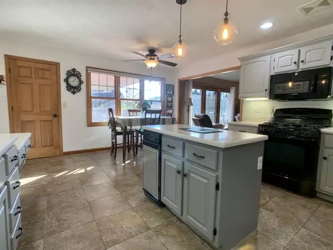 3004 Catalpa Dr, Springfield, IL 62712 photo 11