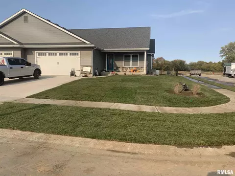 4601 Bellevue St, Springfield, IL 62711 photo 1