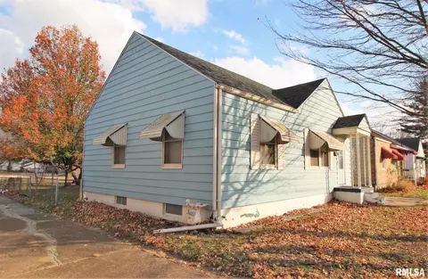 2476 S 11th St, Springfield, IL 62703 photo 3