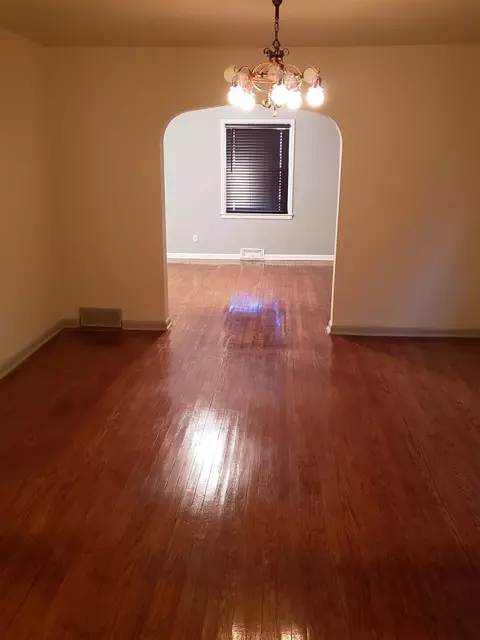 2139 S 4th St, Springfield, IL 62703 photo 3