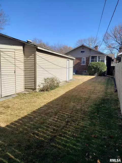 2139 S 4th St, Springfield, IL 62703 photo 22