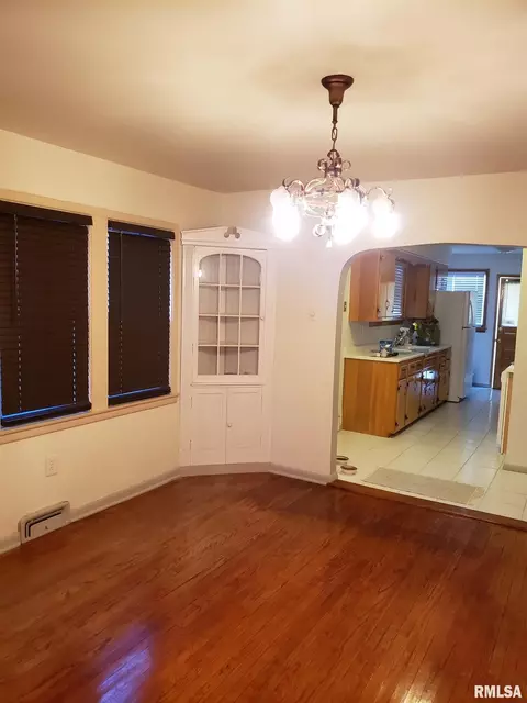 2139 S 4th St, Springfield, IL 62703 photo 5