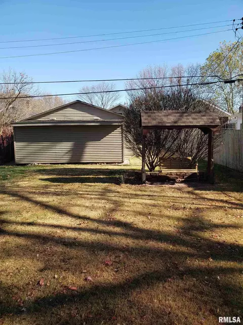 2139 S 4th St, Springfield, IL 62703 photo 21