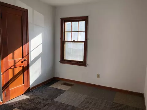 3021 S 3rd St, Springfield, IL 62703 photo 10