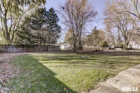 2923 S 14th St, Springfield, IL 62703 photo 6