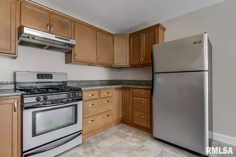 2923 S 14th St, Springfield, IL 62703 photo 11