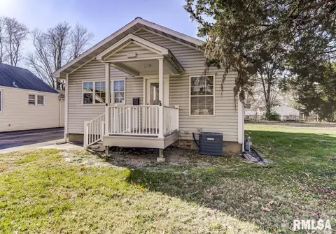 2923 S 14th St, Springfield, IL 62703 photo 2