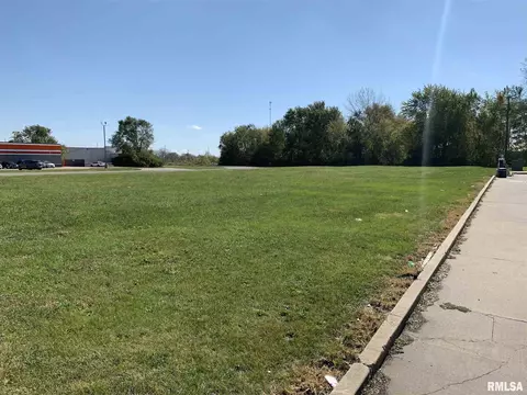 2920 E South Grand Ave, Springfield, IL 62703 photo 1