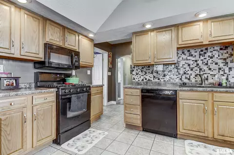 952 N 19th St, Springfield, IL 62702 photo 7