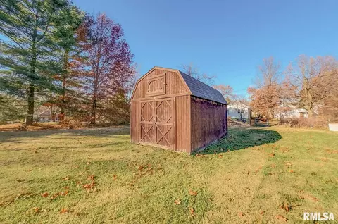 405 Elm St, Thayer, IL 62689 photo 41