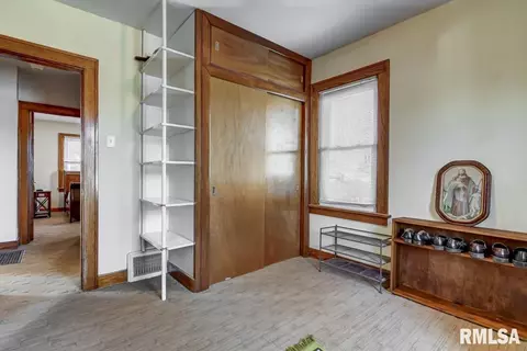 240 N Illinois St, Springfield, IL 62702 photo 17