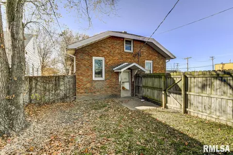 240 N Illinois St, Springfield, IL 62702 photo 26