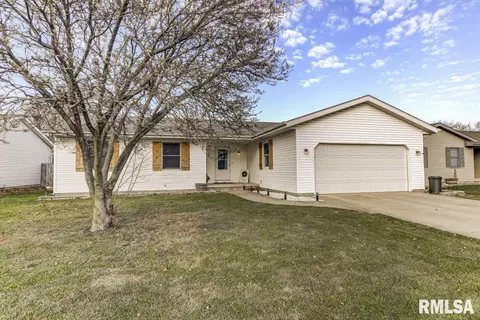 3005 Dunwich St, Springfield, IL 62702 photo 1