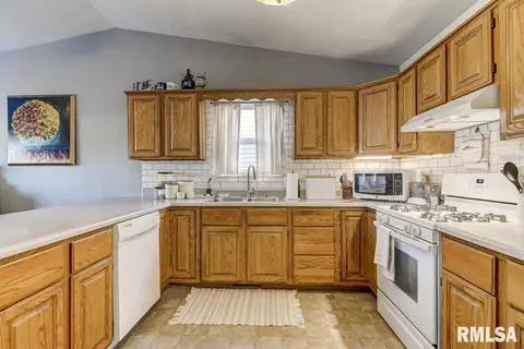 3005 Dunwich St, Springfield, IL 62702 photo 7