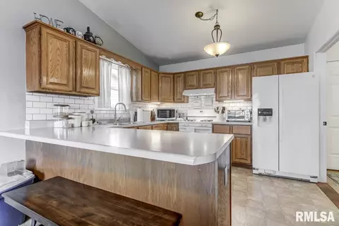3005 Dunwich St, Springfield, IL 62702 photo 9