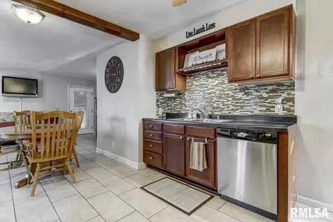 3554 Sherman St, Springfield, IL 62703 photo 6