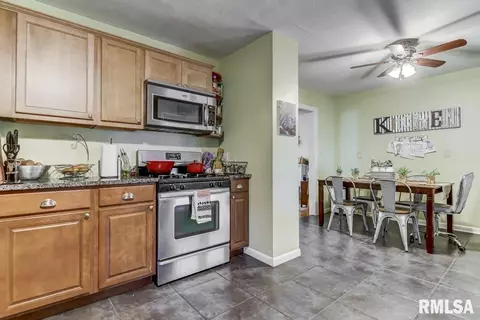 2713 S Lincoln Ave, Springfield, IL 62704 photo 9