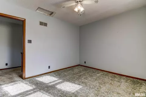 2202 E Grandview Ave, Springfield, IL 62702 photo 19