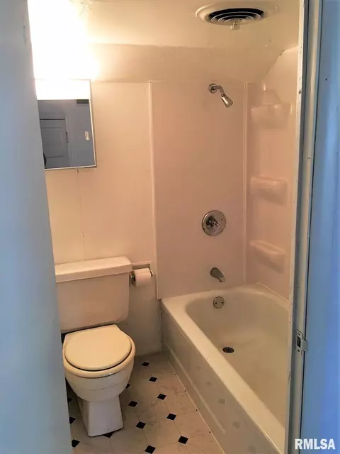 425 N Stephens Ave, Springfield, IL 62702 photo 29