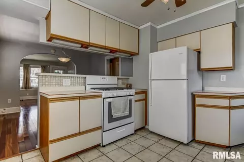 2348 S 4th St, Springfield, IL 62703 photo 11