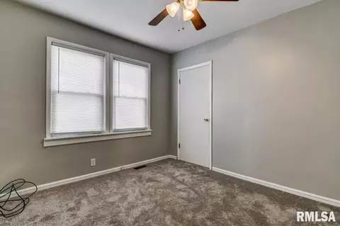 2348 S 4th St, Springfield, IL 62703 photo 17