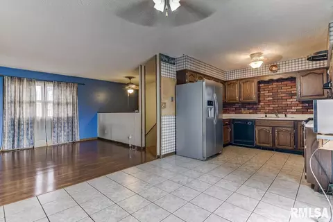2125 Scarbrough Rd, Springfield, IL 62702 photo 15