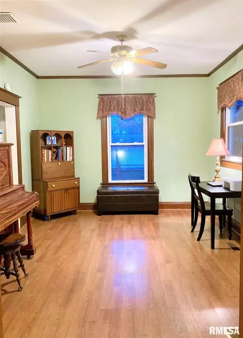 1920 S Spring St, Springfield, IL 62704 photo 3