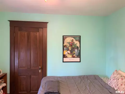 1920 S Spring St, Springfield, IL 62704 photo 9