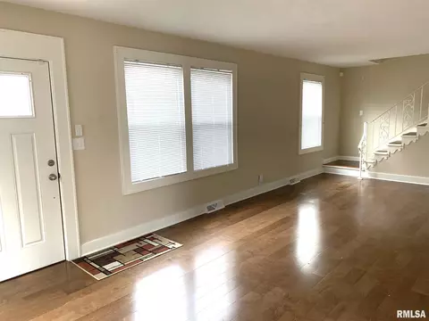 2533 S 8th St, Springfield, IL 62703 photo 8