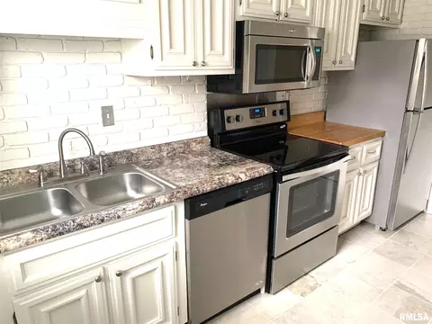 2533 S 8th St, Springfield, IL 62703 photo 15