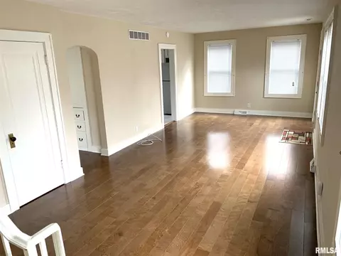 2533 S 8th St, Springfield, IL 62703 photo 9