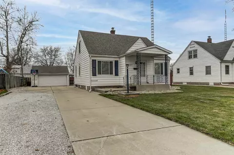 2057 N 6th St, Springfield, IL 62702 photo 4