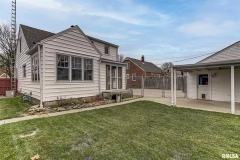 2057 N 6th St, Springfield, IL 62702 photo 34