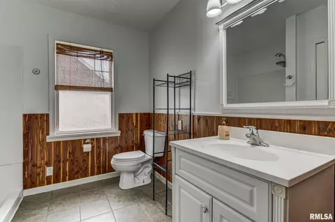 2057 N 6th St, Springfield, IL 62702 photo 17