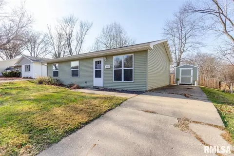 1411 Johnson Ln, Springfield, IL 62702 photo 2